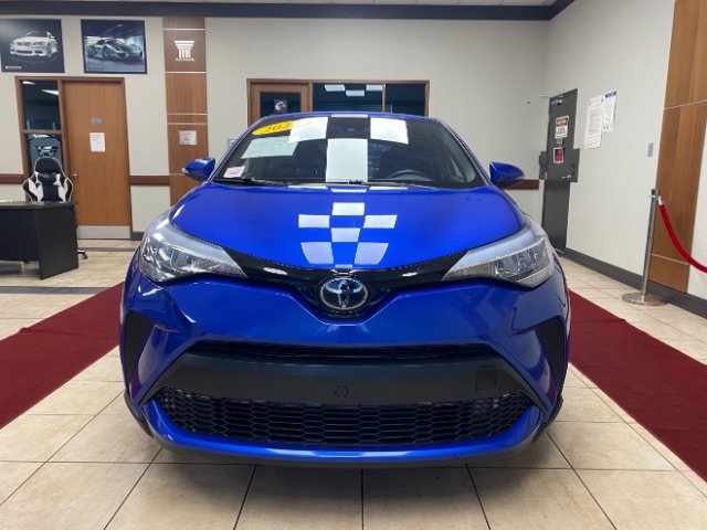 Used 2020 Toyota C-HR XLE image 6