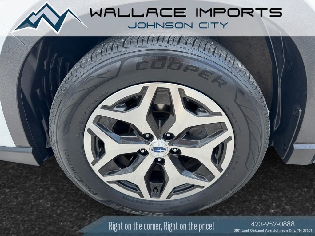 Certified 2023 Subaru Forester Premium image 9