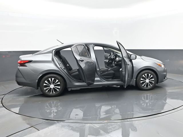 Used 2022 Nissan Versa S image 26