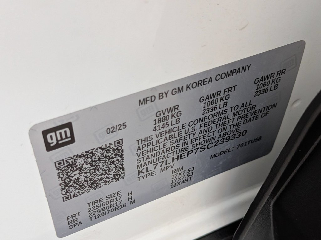 Used 2025 Chevrolet Trax LT w/ LT Convenience Package FWD image 35