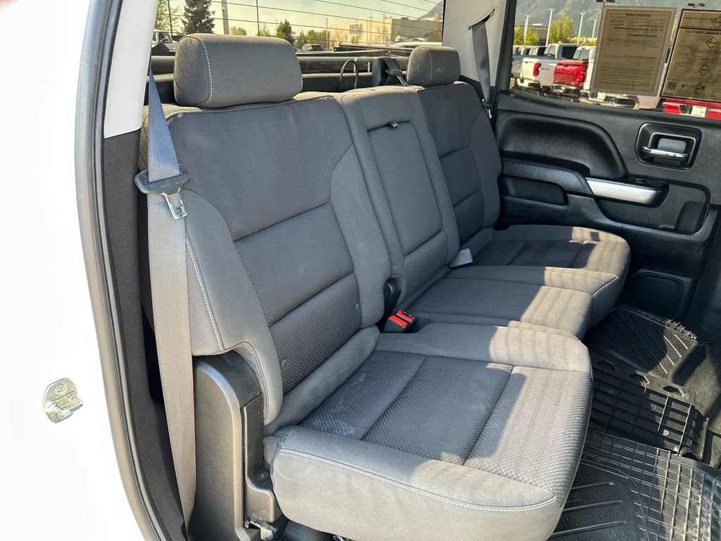 Used 2018 Chevrolet Silverado 1500 LT w/ Texas Edition AWD/4WD image 18