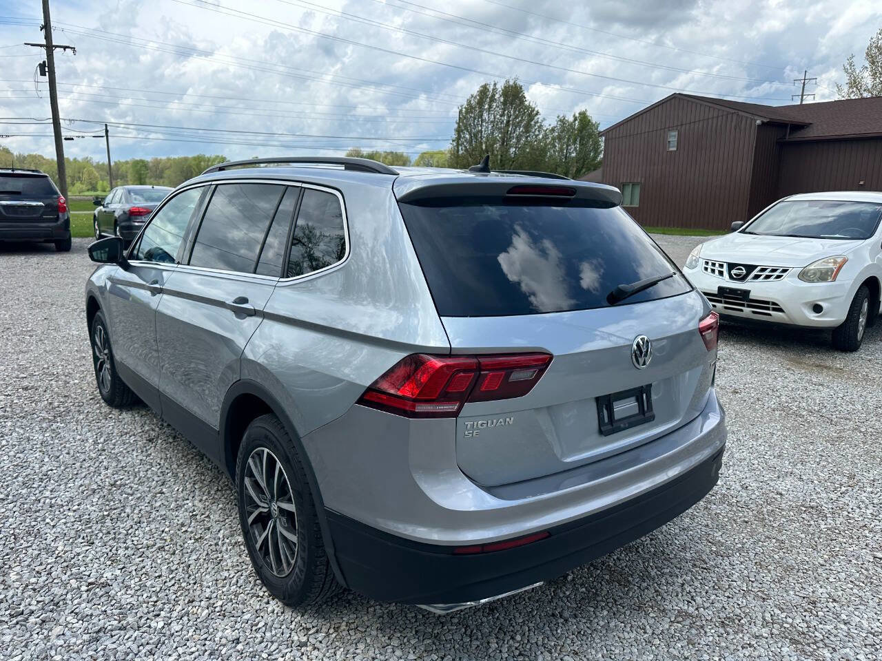 Used 2019 Volkswagen Tiguan SE w/ Panoramic Sunroof Package image 7