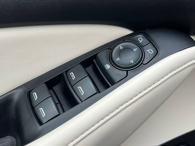 Used 2024 Buick Enclave Essence w/ Experience Buick Package AWD/4WD image 20