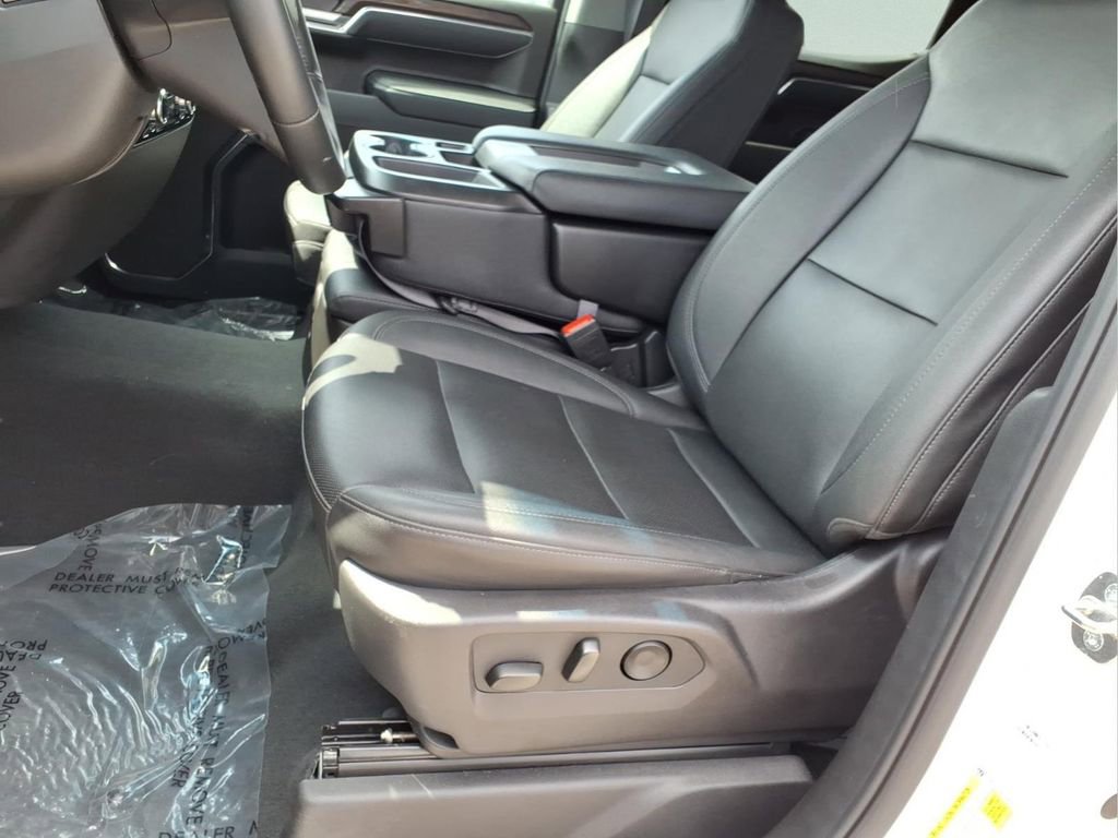 Used 2024 GMC Sierra 1500 SLT image 13