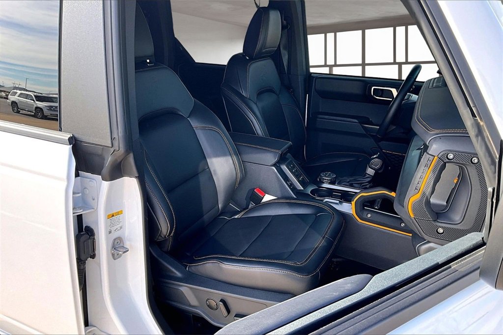 Used 2024 Ford Bronco Badlands image 7
