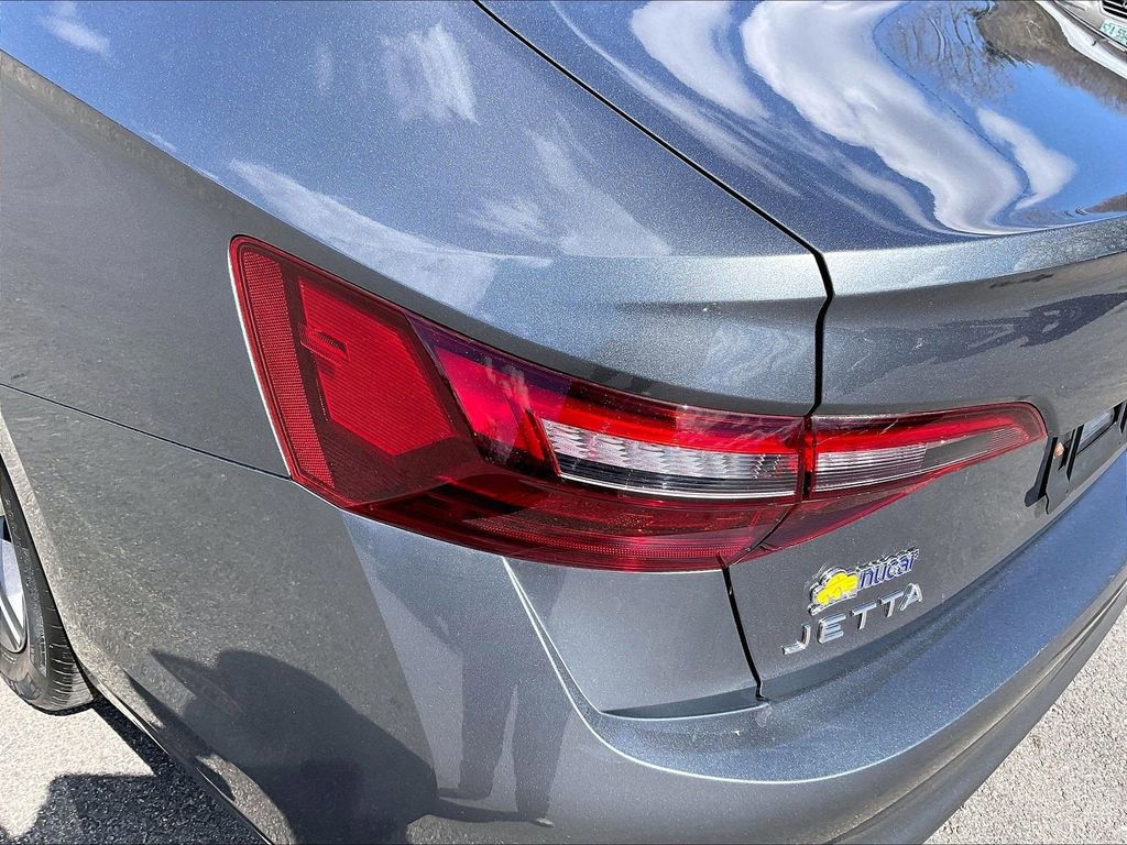 Used 2023 Volkswagen Jetta SE FWD image 30