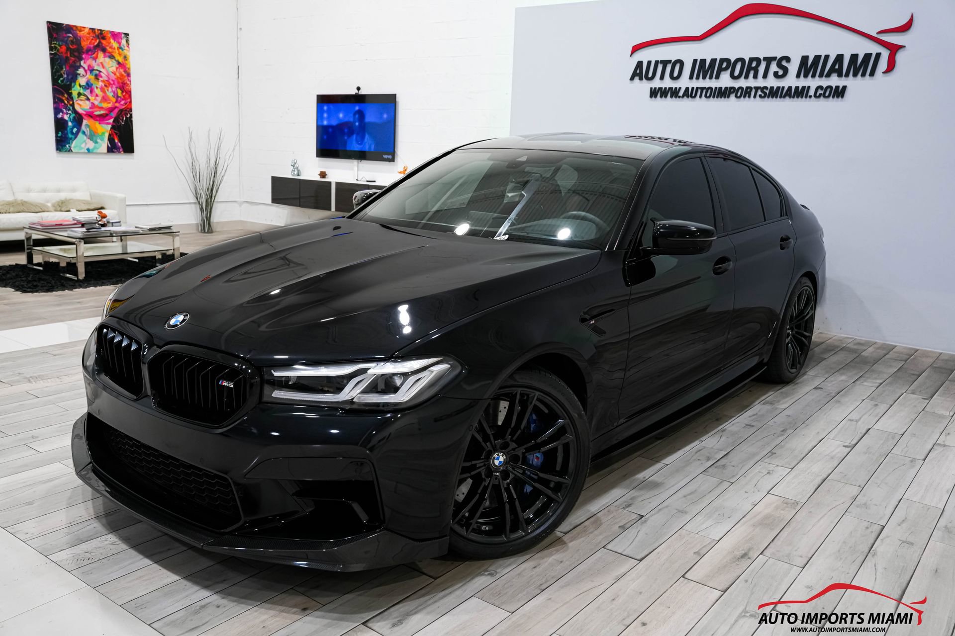 Used 2021 BMW M5 image 1