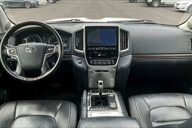 Used 2019 Toyota Land Cruiser image 6
