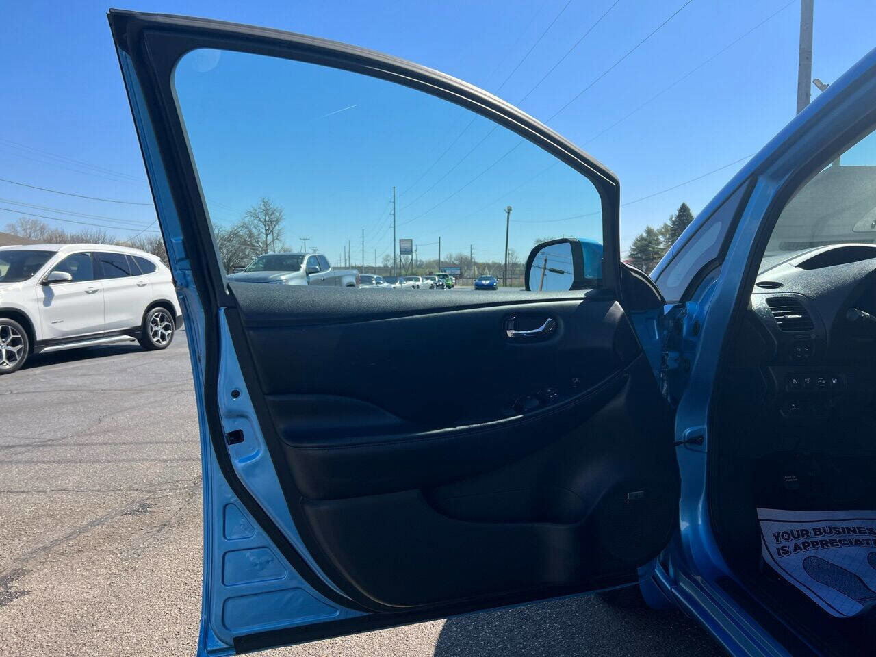 Used 2014 Nissan Leaf SL w/ Premium Package image 34