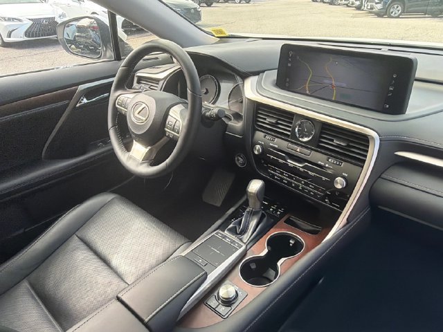 Certified 2020 Lexus RX 350L Premium w/ Premium Package AWD/4WD image 27