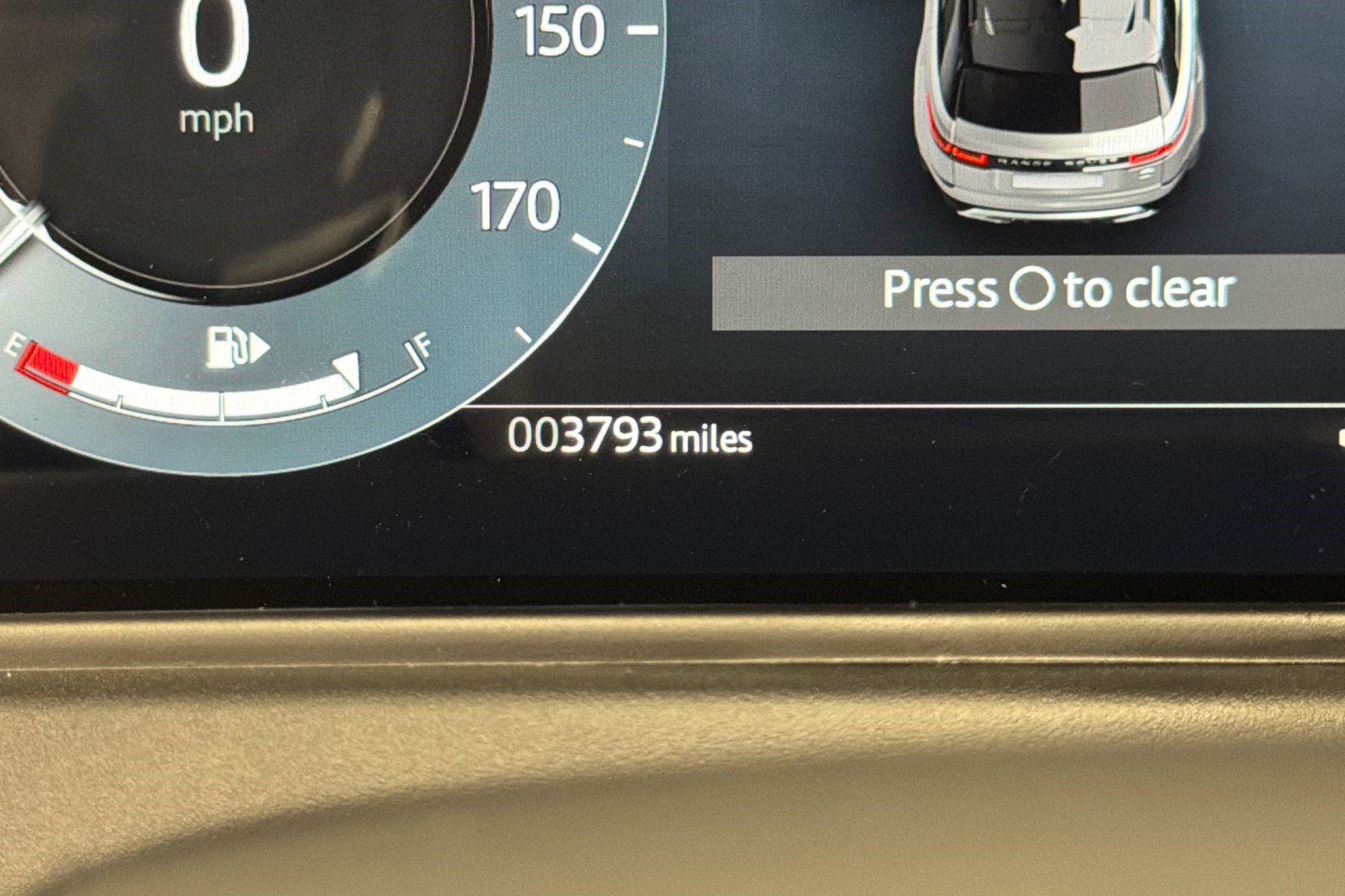 Certified 2026 Land Rover Range Rover Velar Dynamic SE AWD/4WD image 25