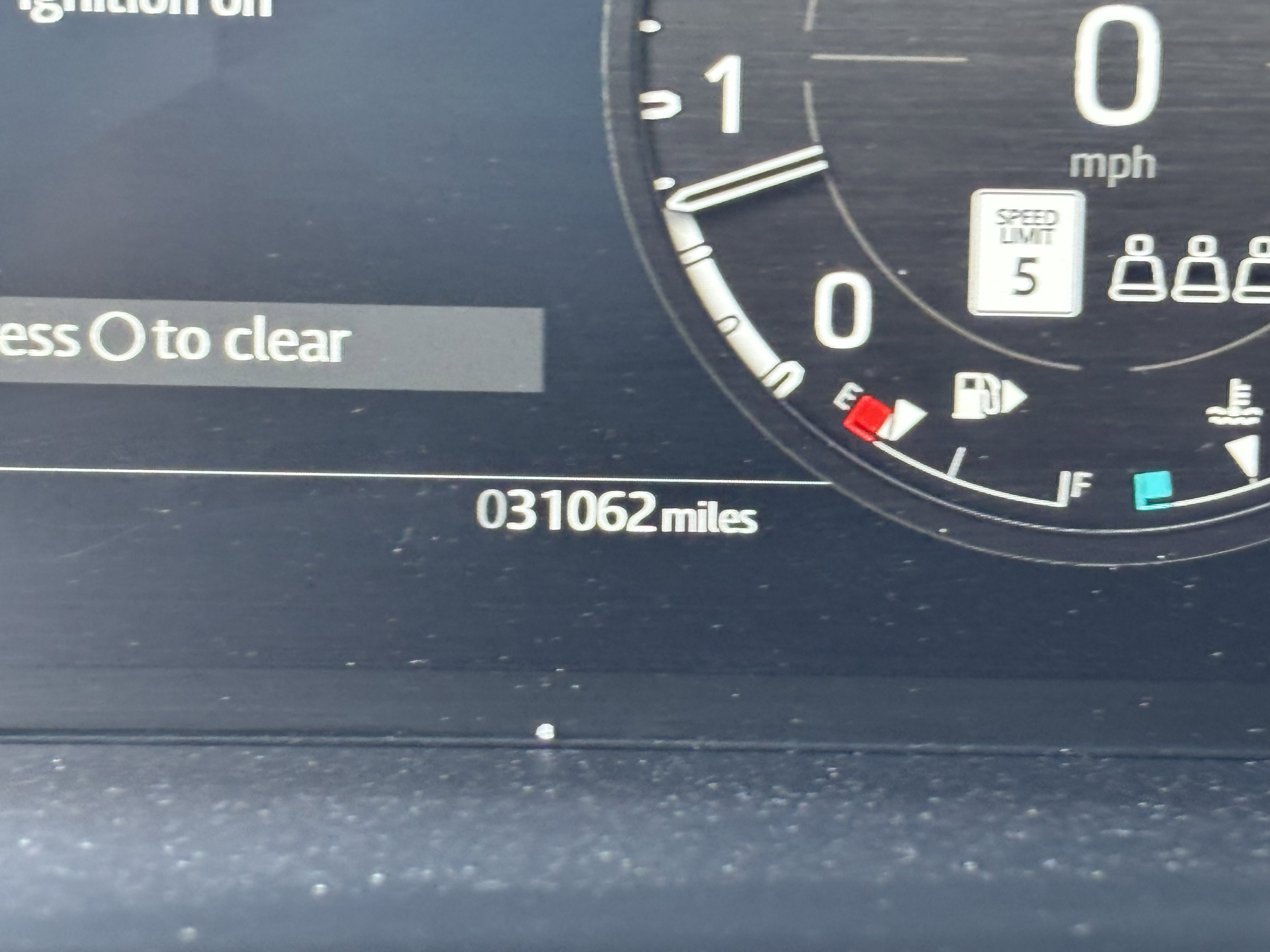 Used 2025 Land Rover Defender 110 S AWD/4WD image 28