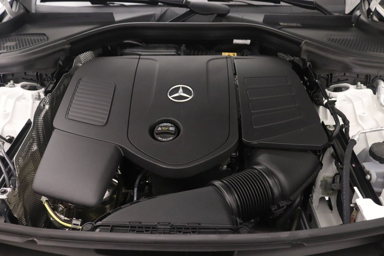 Used 2026 Mercedes-Benz GLC 300 image 26