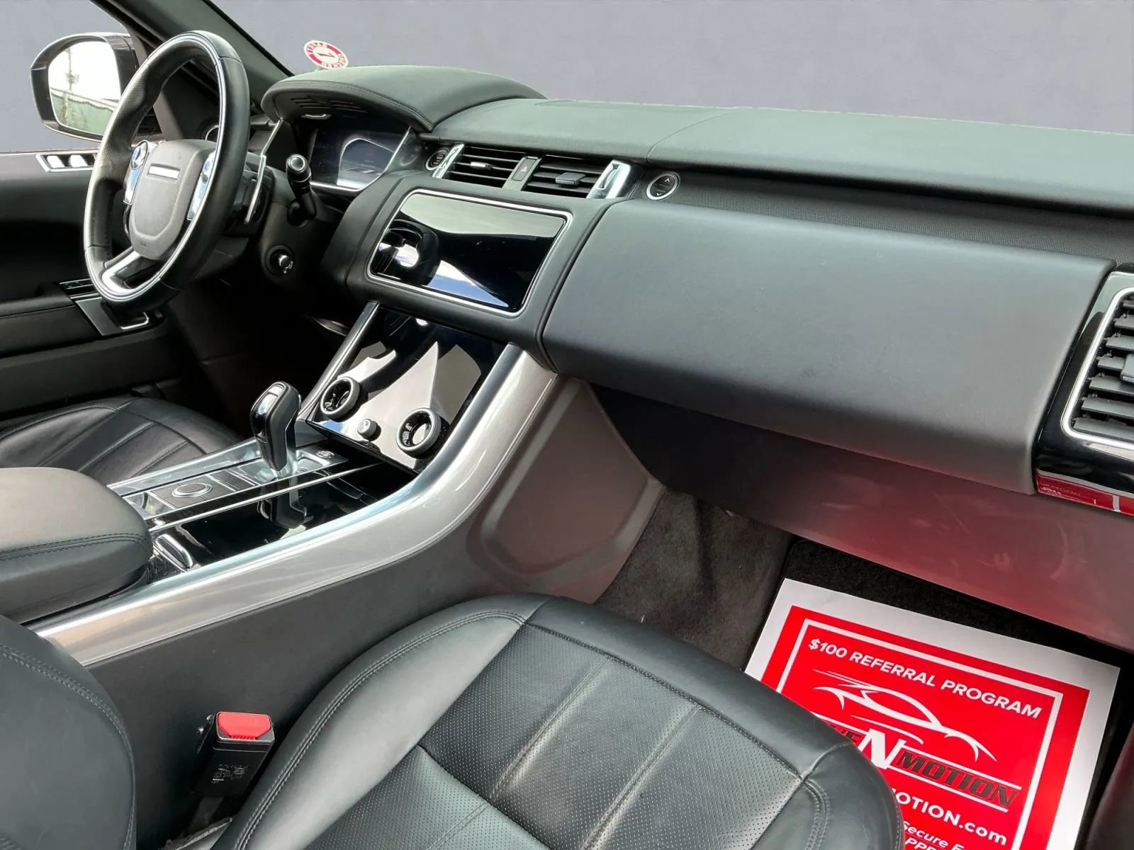 Used 2020 Land Rover Range Rover Sport HSE Dynamic image 19