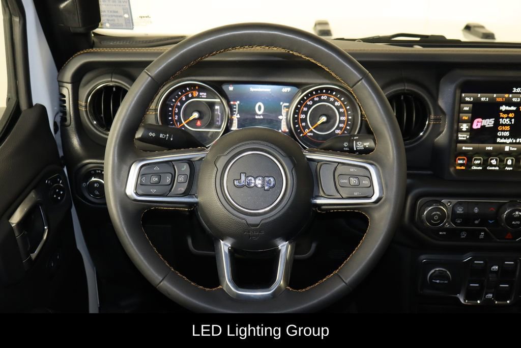 Used 2023 Jeep Gladiator Overland AWD/4WD image 7