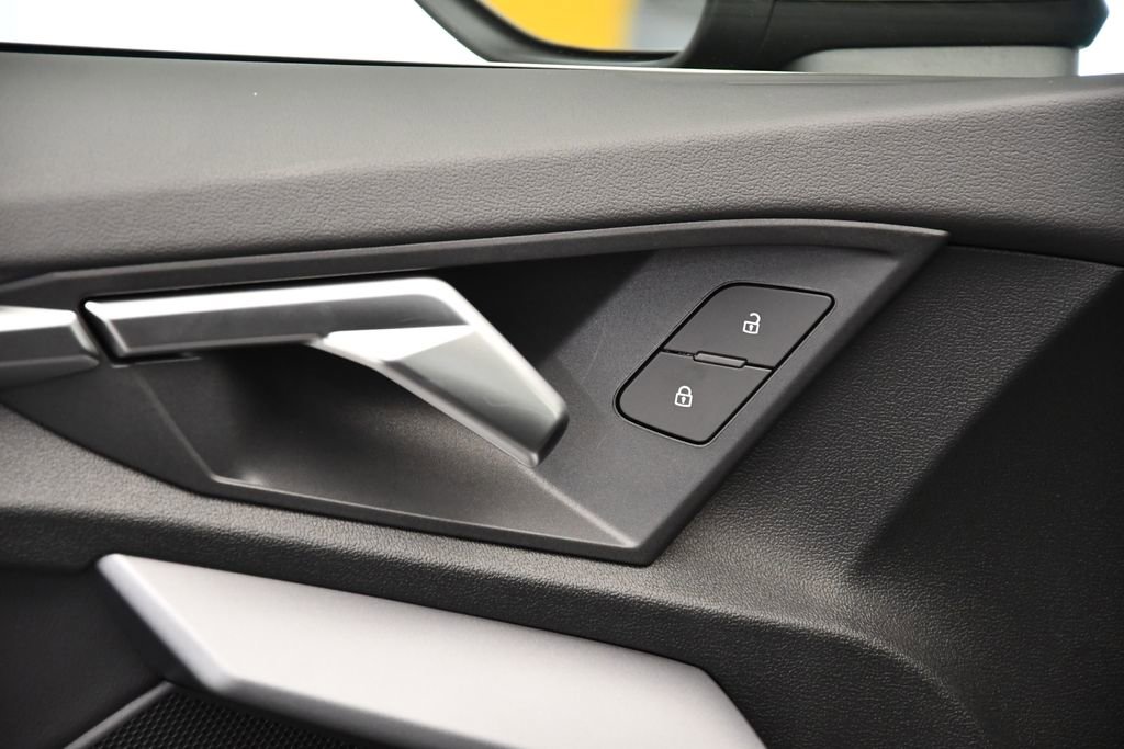 Certified 2025 Audi A3 2.0T Premium image 32
