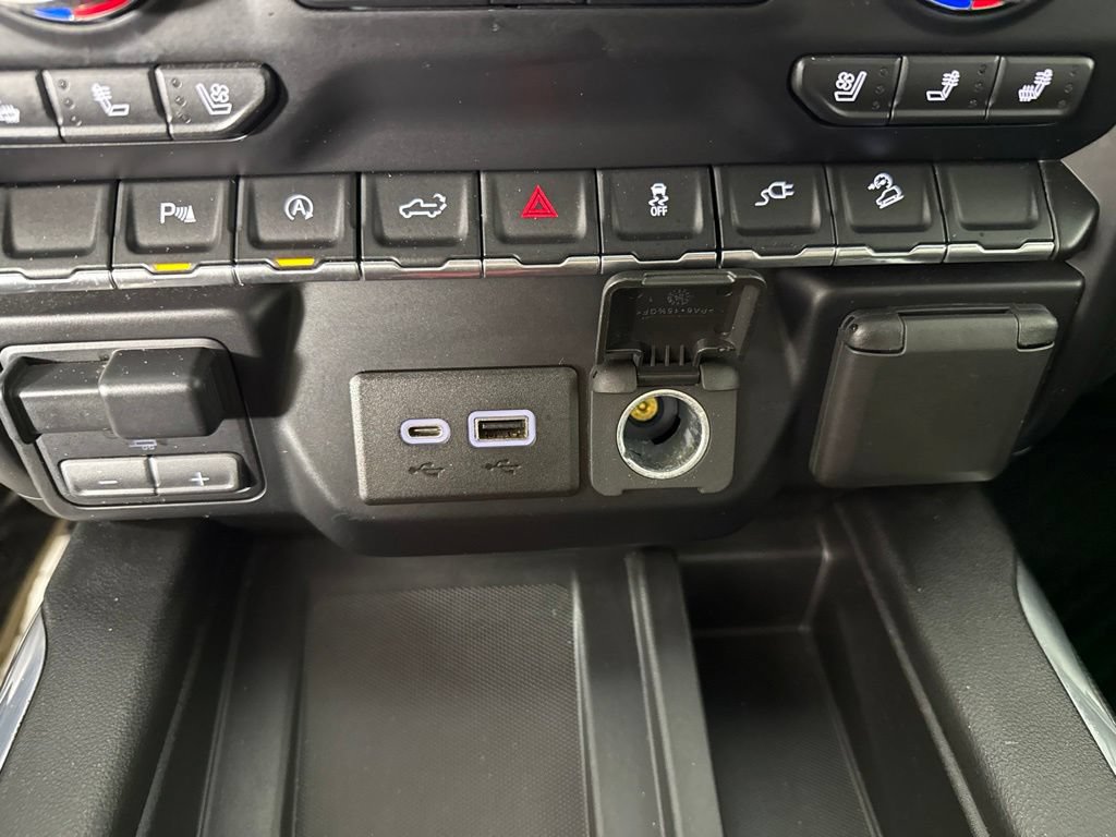 Used 2019 GMC Sierra 1500 AT4 w/ AT4 Premium Package AWD/4WD image 24