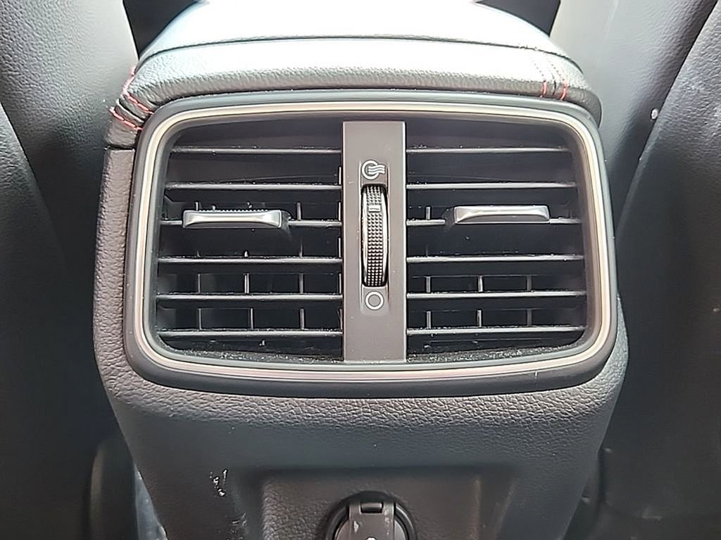 Used 2023 Genesis G70 2.0T w/ Sport Prestige Package image 17