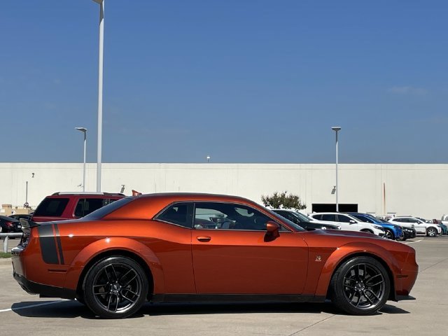 Used 2021 Dodge Challenger R/T Scat Pack RWD image 3