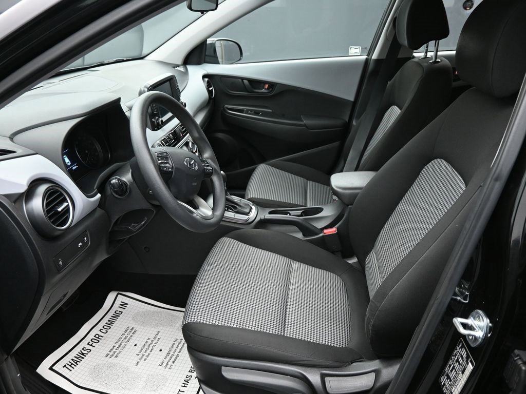Used 2020 Hyundai Kona SE image 11