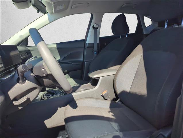 Used 2024 Hyundai Kona SE AWD/4WD image 21