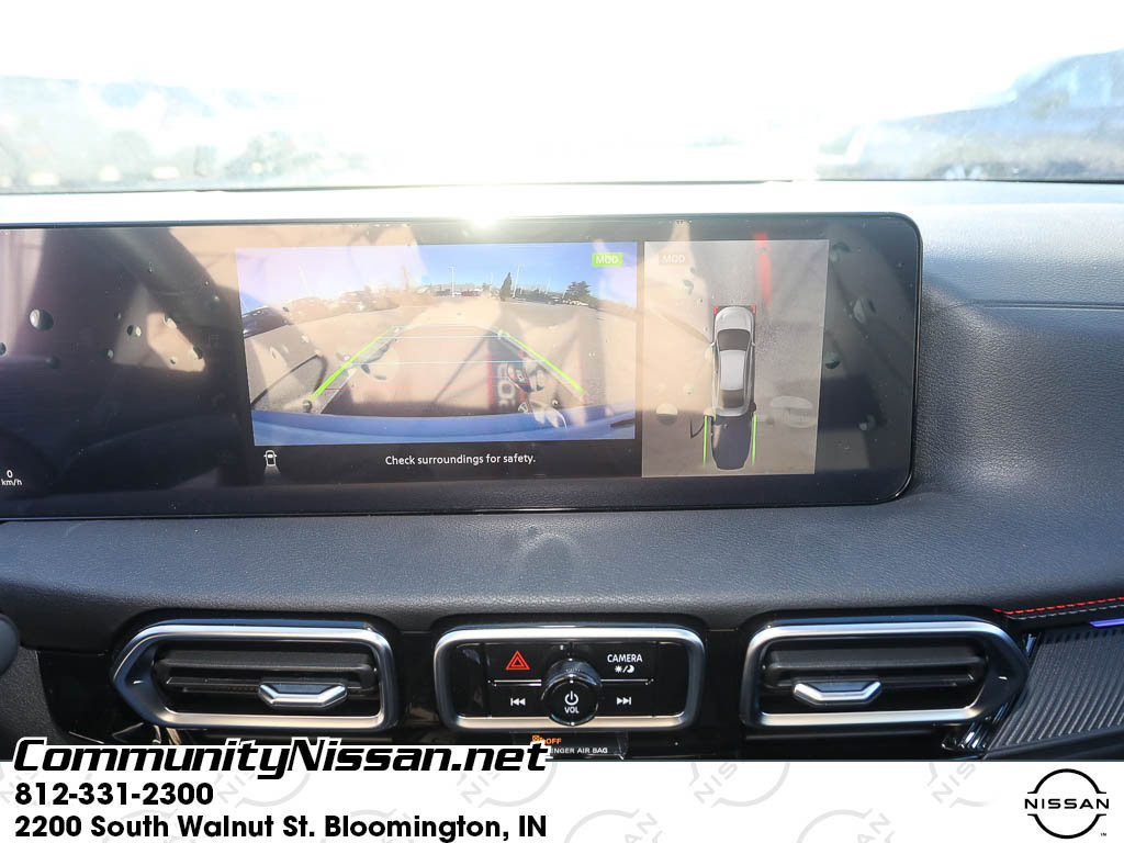 New 2026 Nissan Sentra SR w/ SR Premium Package FWD image 15