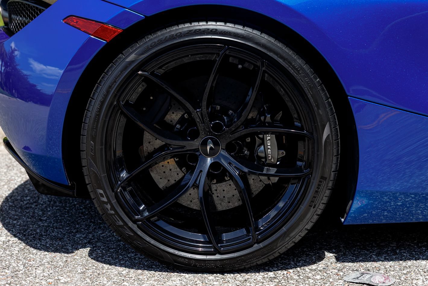 Used 2022 McLaren 720S Luxury RWD image 25