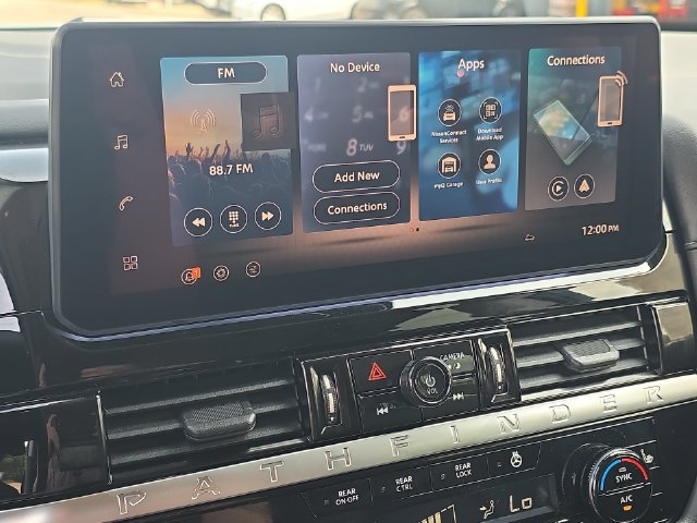 New 2026 Nissan Pathfinder SL w/ SL Premium Package AWD/4WD image 18