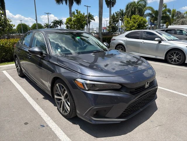 Used 2023 Honda Civic Touring image 3