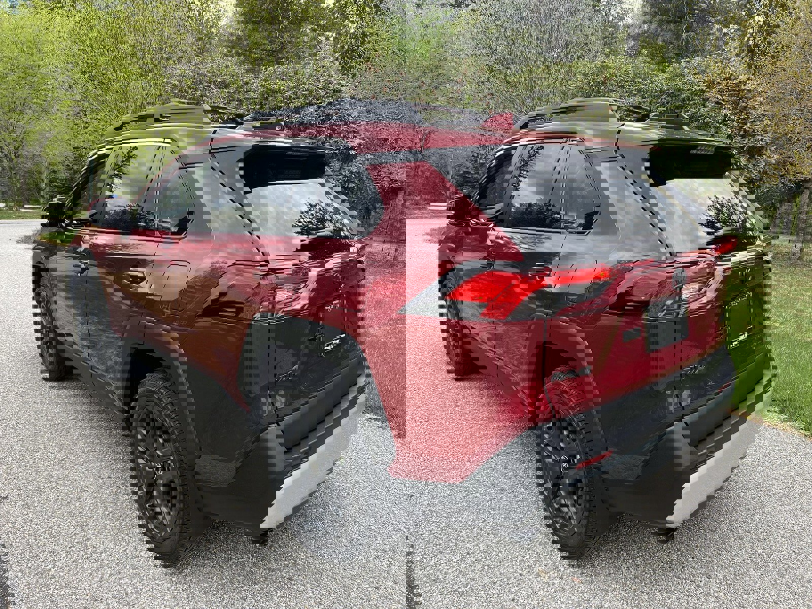 Used 2024 Toyota RAV4 Adventure w/ Convenience Package AWD/4WD image 8