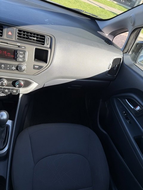 Used 2013 Kia Rio EX image 28