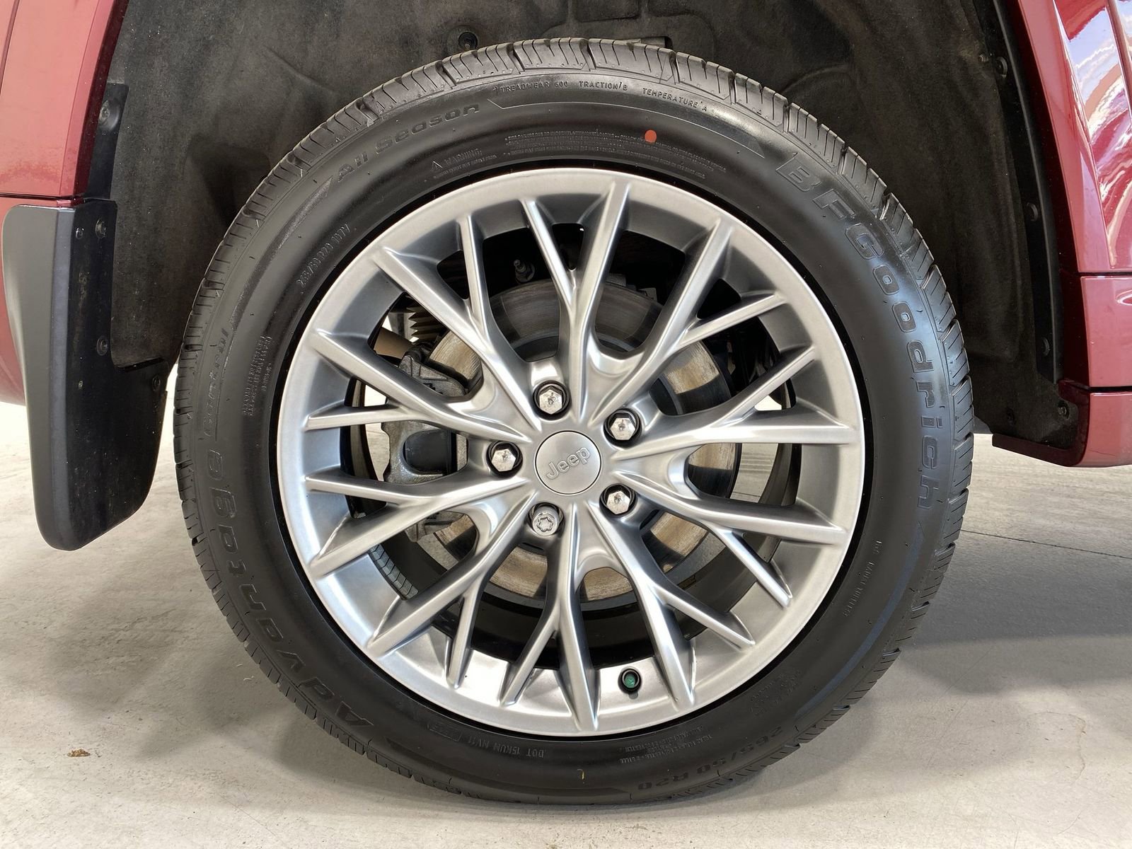 Used 2022 Jeep Grand Cherokee Summit w/ Advanced Protech Group IV AWD/4WD image 10
