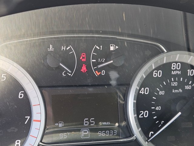 Used 2015 Nissan Sentra SV FWD image 9