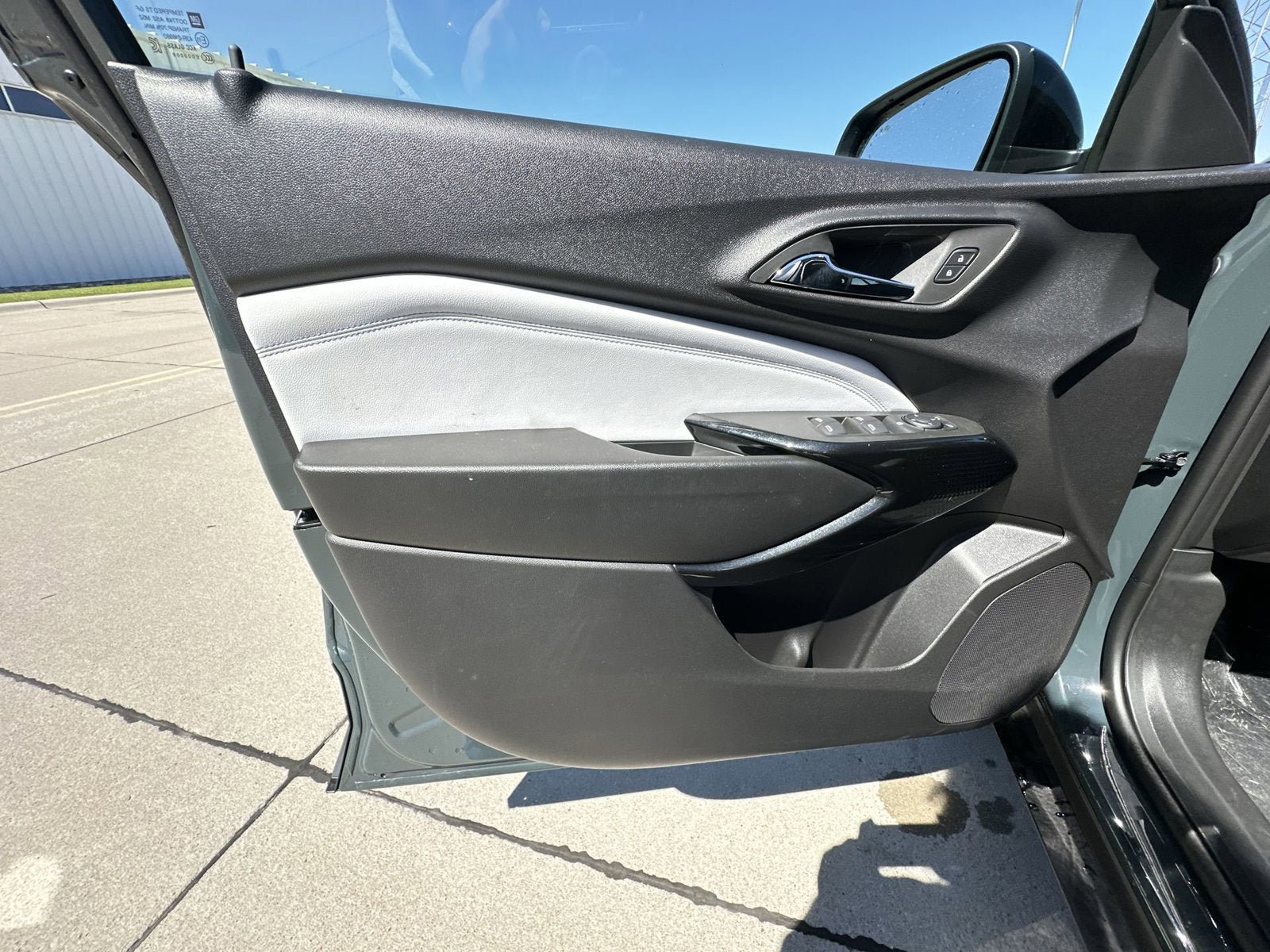 Used 2026 Chevrolet Trax LT w/ Driver Confidence Package FWD image 20
