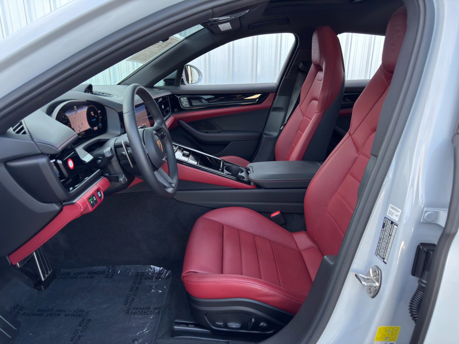 Used 2025 Porsche Panamera 4 w/ Premium Package image 17