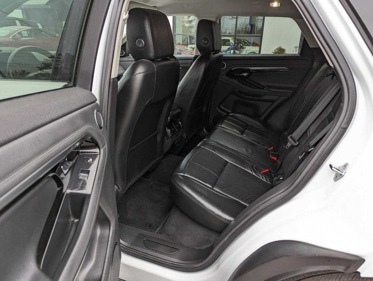 Used 2021 Land Rover Range Rover Evoque S image 40