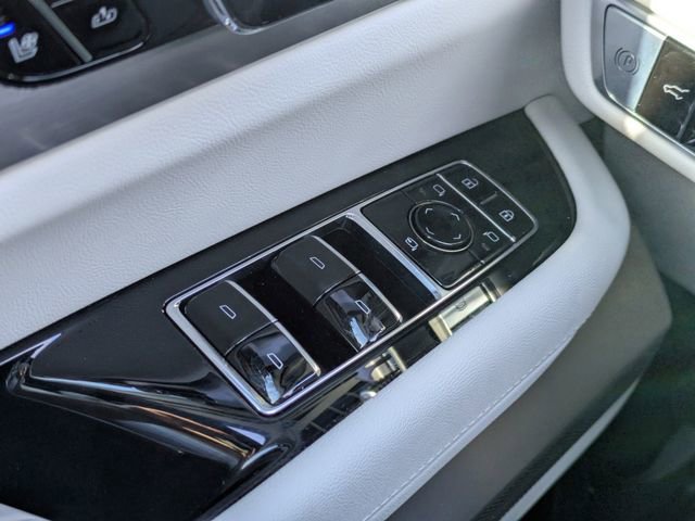 New 2026 Cadillac Vistiq Luxury AWD/4WD image 26