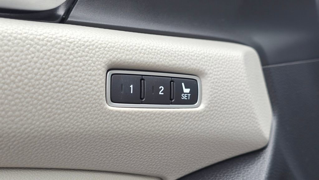 Used 2021 Honda Accord EX-L image 59