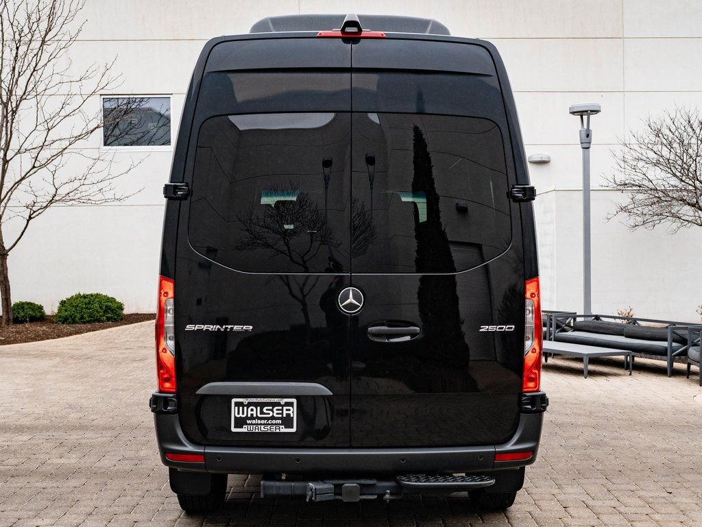 Used 2023 Mercedes-Benz Sprinter 2500 image 7