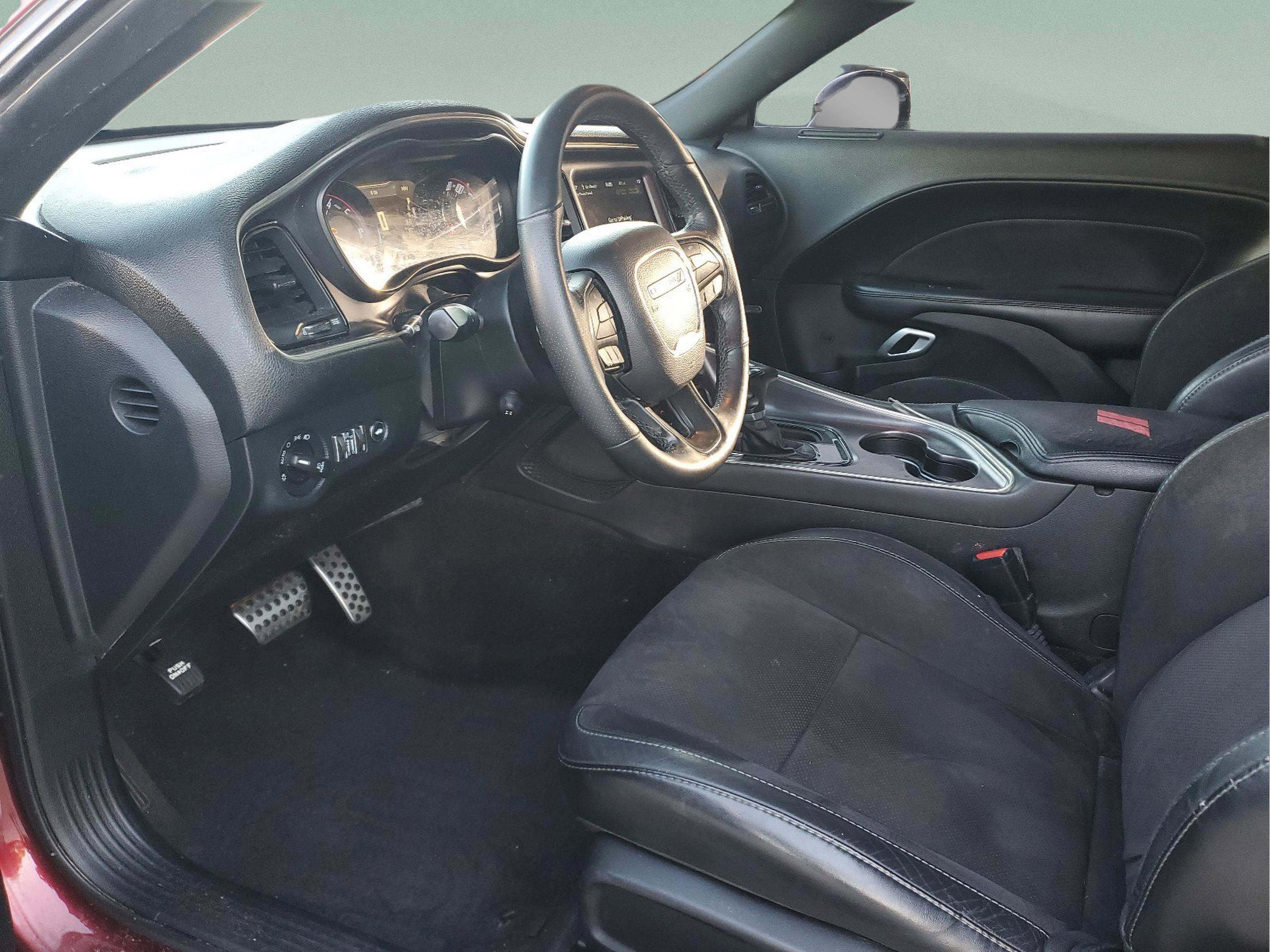 Used 2018 Dodge Challenger SXT Plus image 14