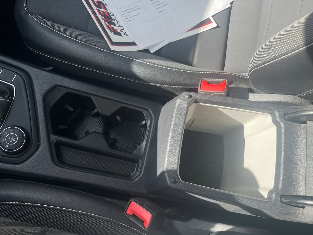 Used 2022 Volkswagen Taos SE image 23