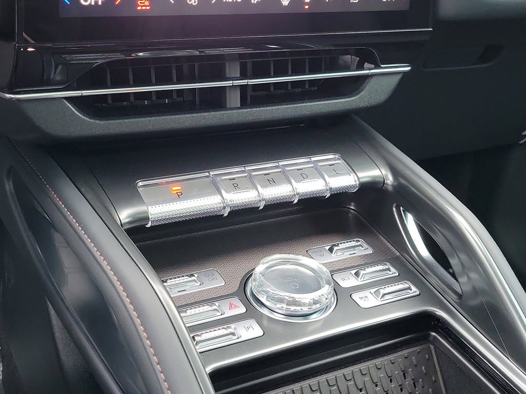 New 2026 Lincoln Nautilus Premier w/ Equipment Group 102A image 28