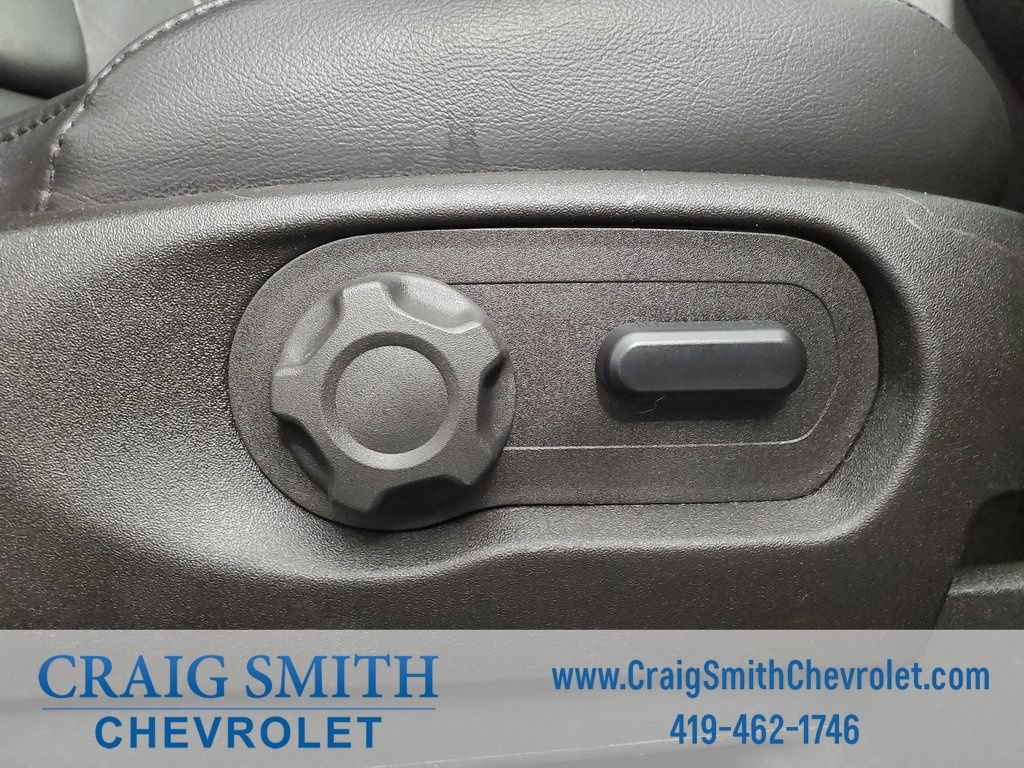 Used 2015 Ford Explorer XLT w/ Equipment Group 202B AWD/4WD image 26