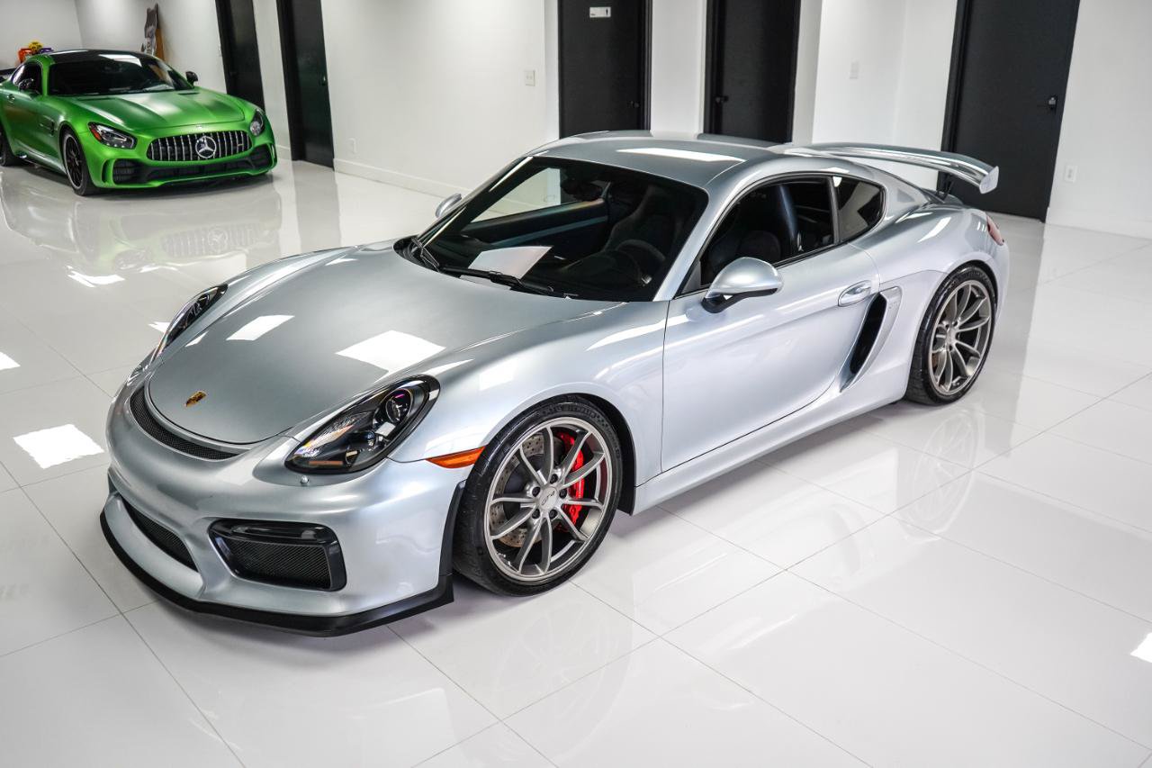 Used 2016 Porsche Cayman GT4 RWD image 3