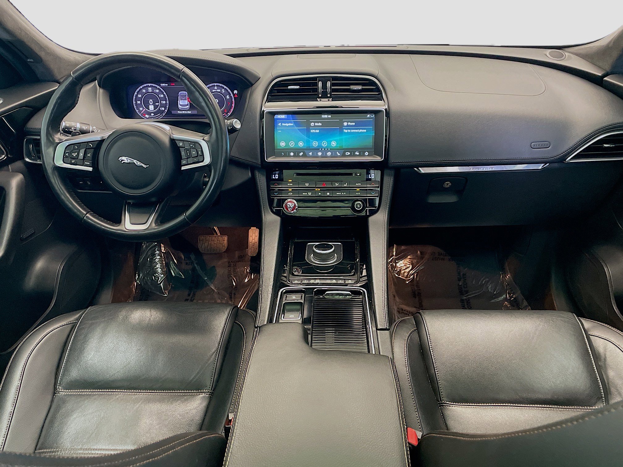 Used 2020 Jaguar F-PACE Prestige image 16