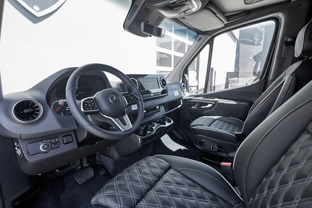 Used 2024 Mercedes-Benz Sprinter 3500 w/ Parking Package image 3