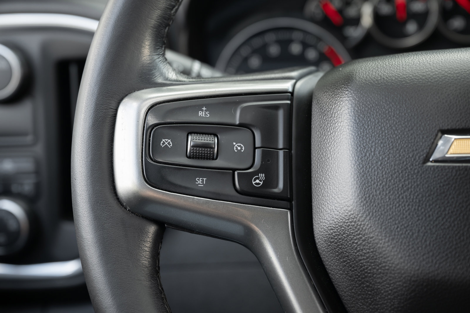 Used 2021 Chevrolet Silverado 1500 LT image 25