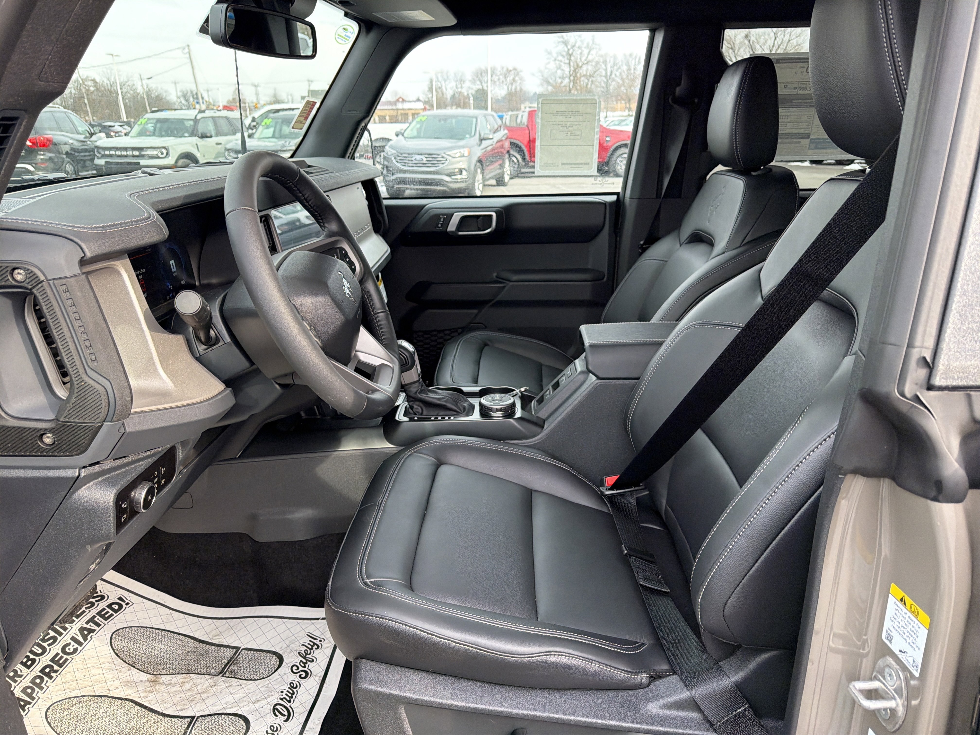 New 2025 Ford Bronco Outer Banks image 12