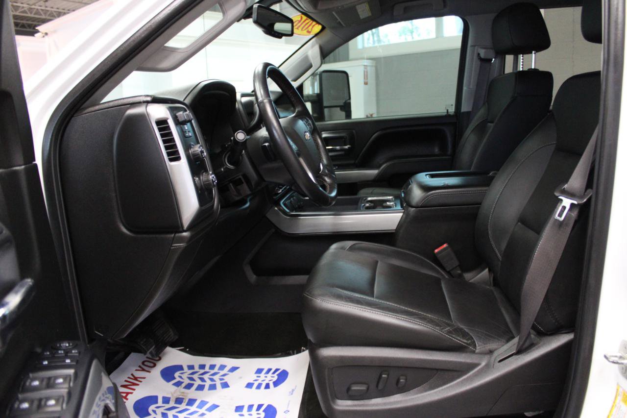 Used 2016 Chevrolet Silverado 2500 LTZ w/ LTZ Plus Package AWD/4WD image 9
