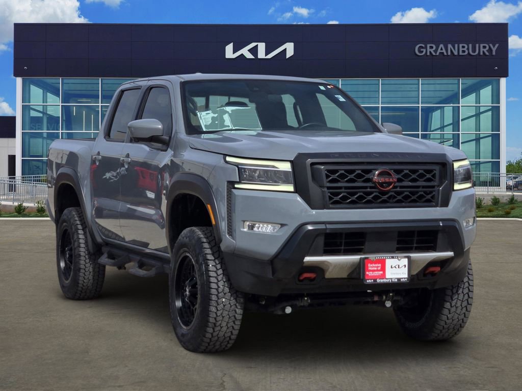 Used 2023 Nissan Frontier Pro-X w/ Pro Convenience Package image 3